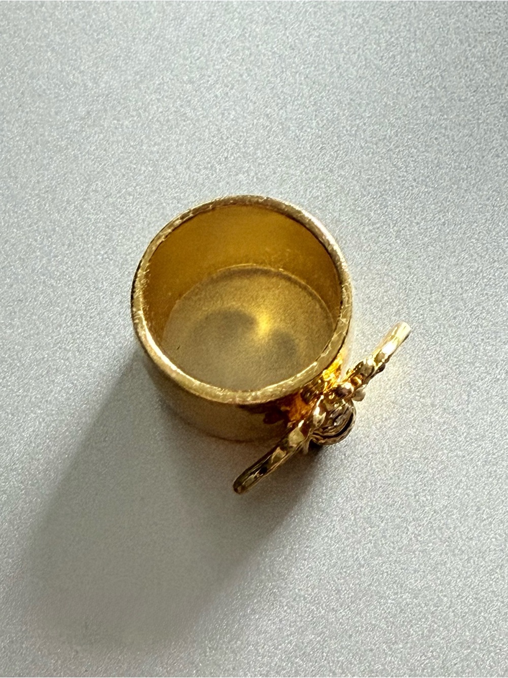 🐝 Gold Tone Bee Statement Ring with Rhinestone Accents - Picture 5 of 11